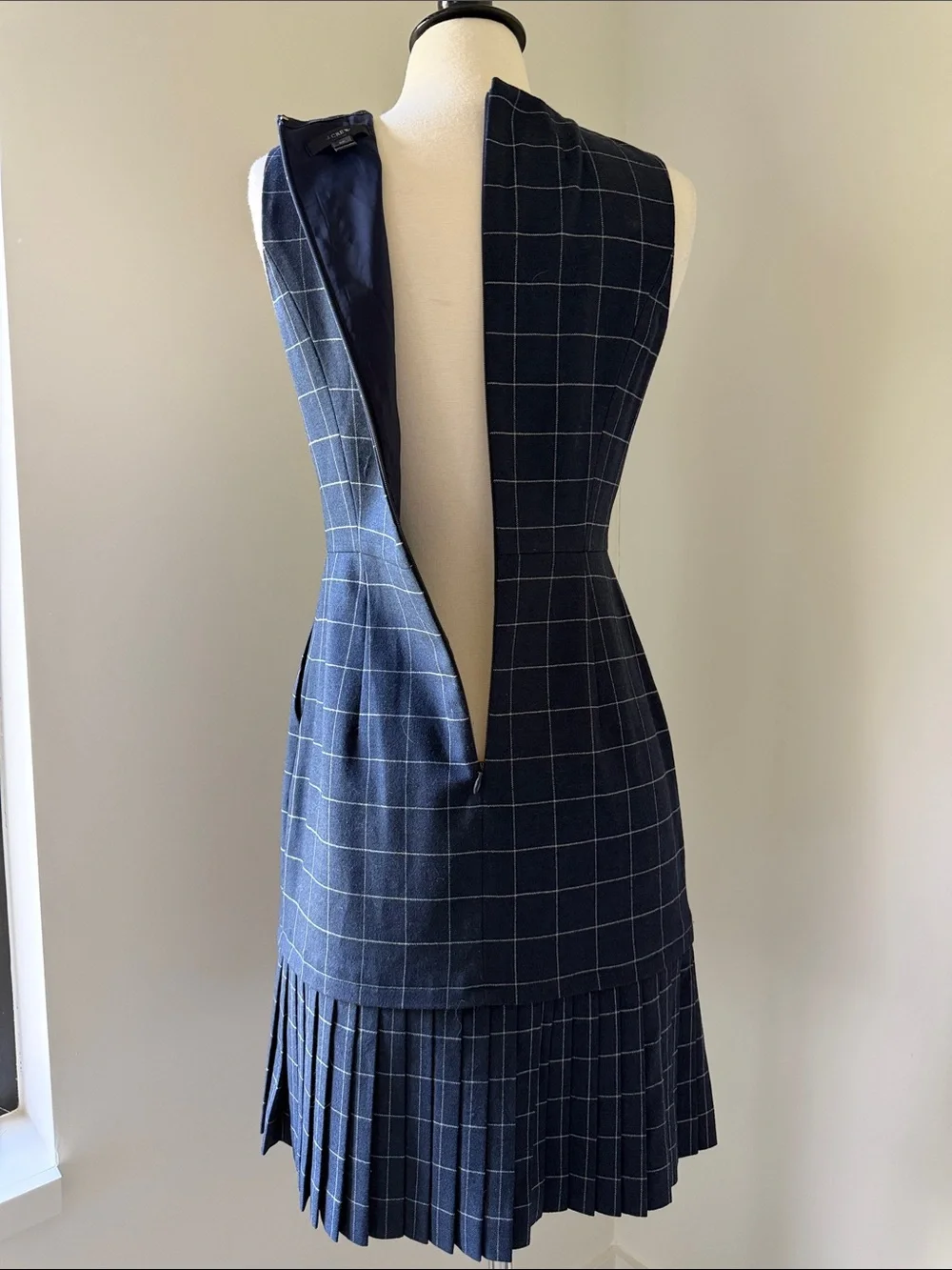 J.Crew Navy Blue Windowpane Pleated Hem Sheath Dress w/ Pockets (size 2P)